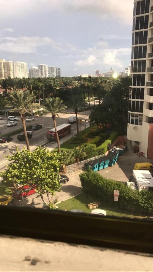 Habitacion Para 4 Personas En Hotel Ramada Marco Polo Miami Miami Beach Exterior photo